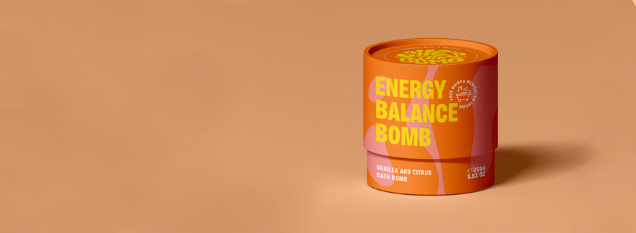 Bath Bomb packshot She's the Bomb, Energy balance Bomb, Vanilla and Citrus Bath Bomb